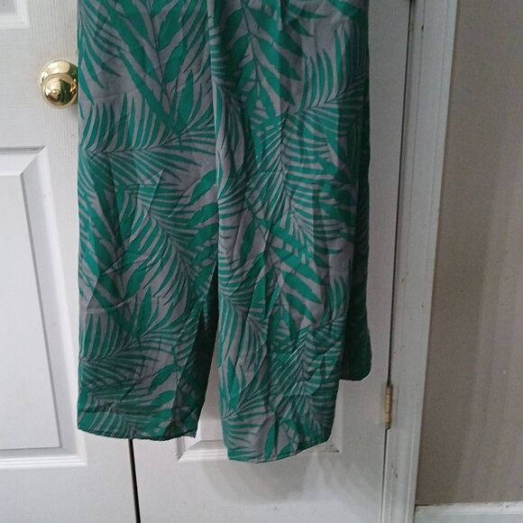 Oddy green gray off the shoulder fern printed wide leg belted jumpsuit  Sz 2XL - Picture 6 of 10